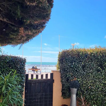Un Jardin Sur La *